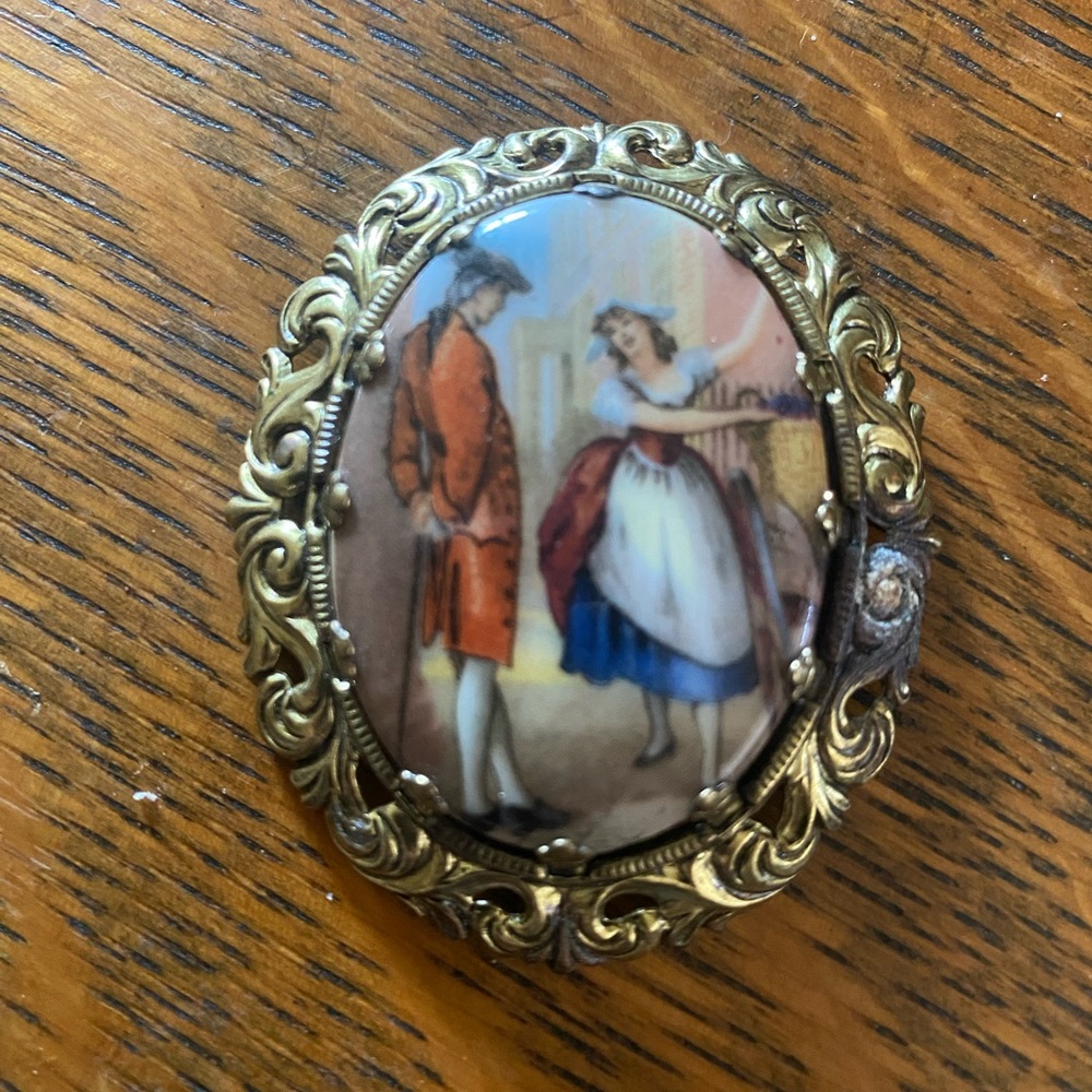 Vintage Victorian Era Brooch hand painted porcelain over 100 yrs old.